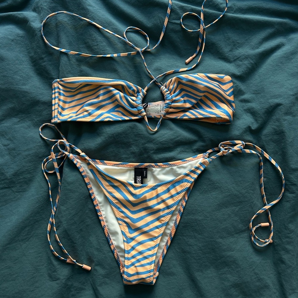 TRIANGL bikini